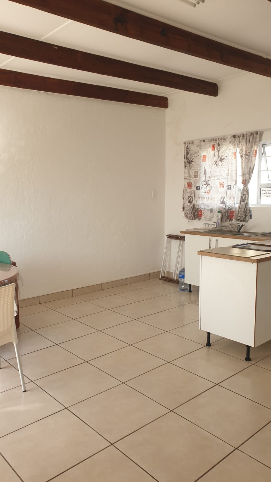 To Let 1 Bedroom Property for Rent in Beacon Bay Eastern Cape